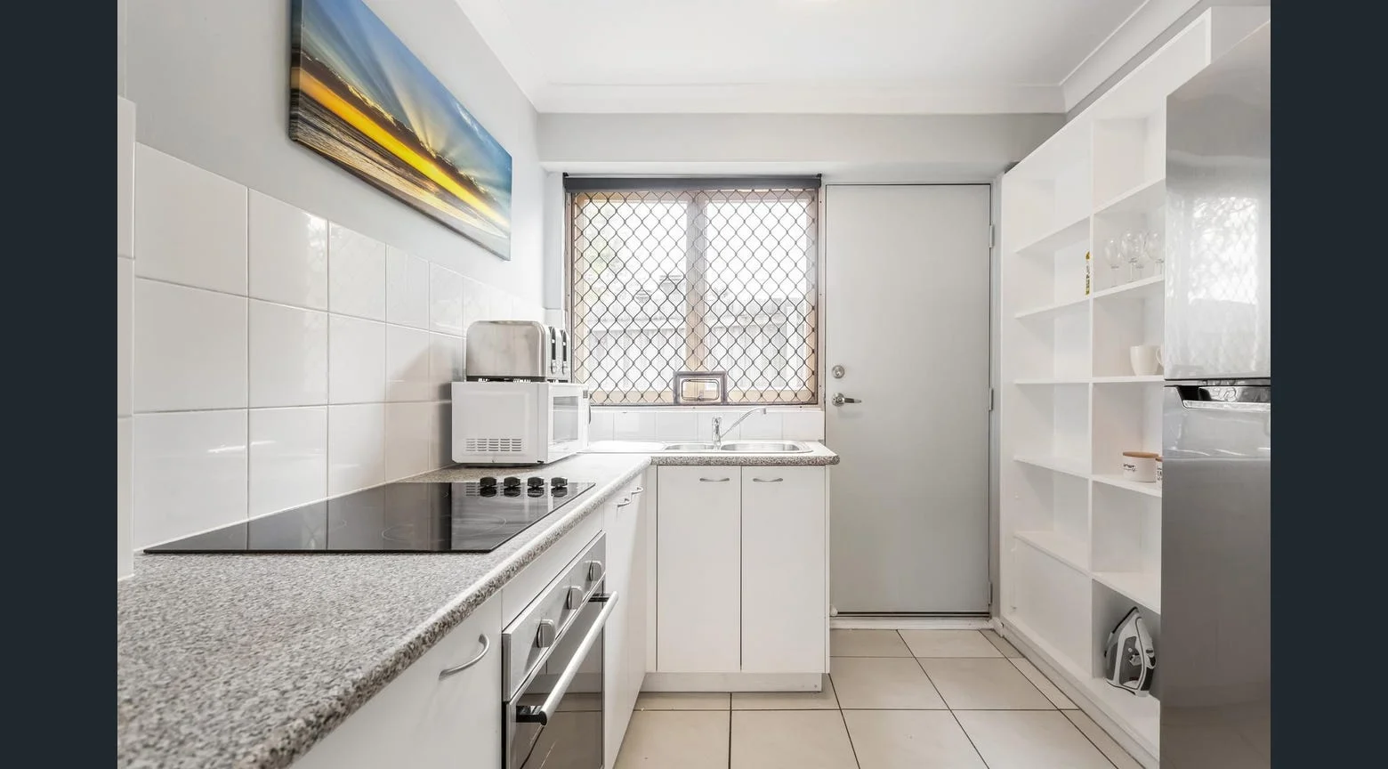 Additional image 4 of 1/25 Thornton Street, Surfers Paradise QLD 4217