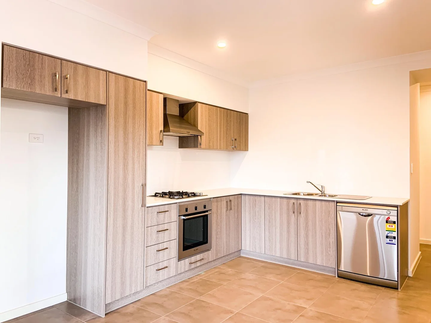 Additional image 2 of Unit 2/130 President St, Kewdale WA 6105
