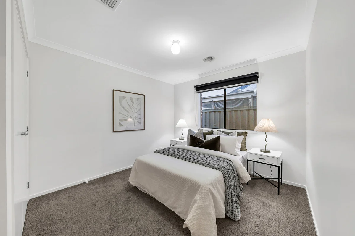 Additional image 18 of 5 Beauchamp Way, Cranbourne East VIC 3977