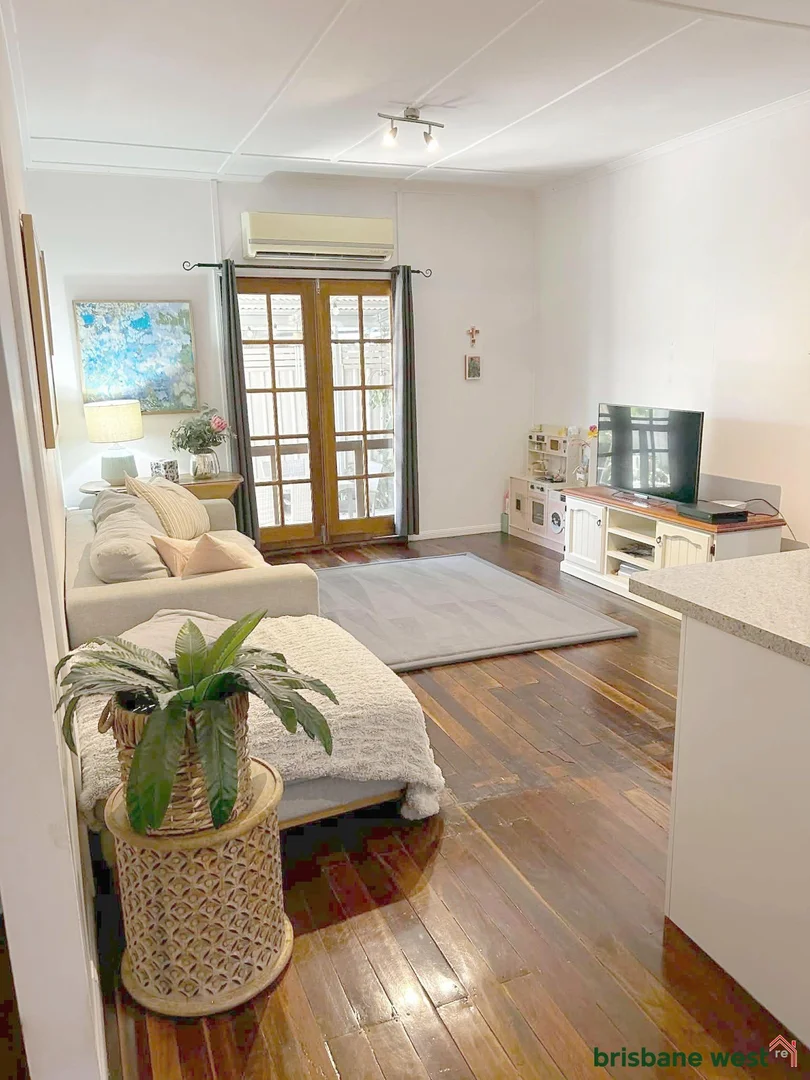 Additional image 3 of 58 Queen Street, Blackstone QLD 4304