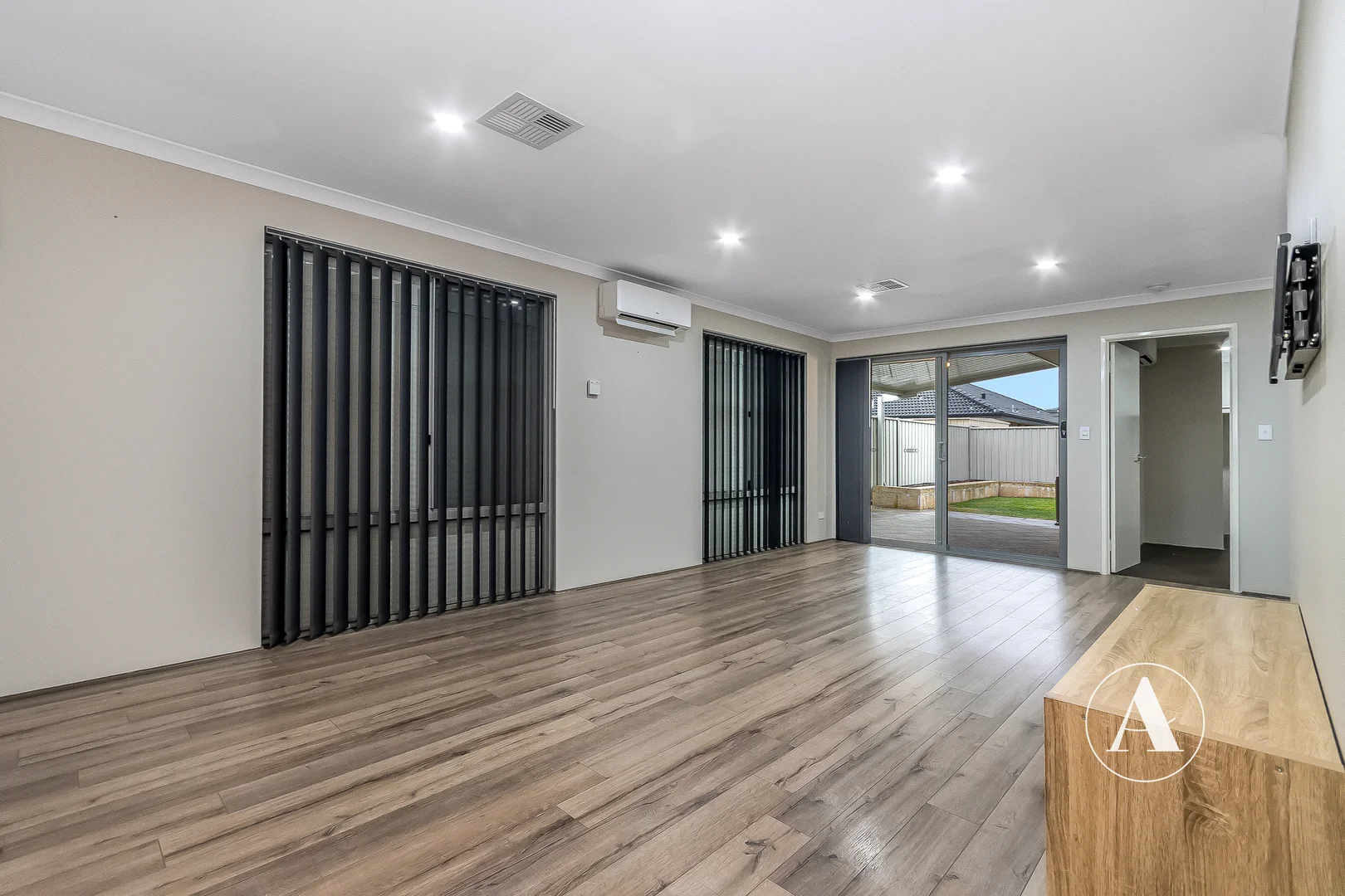 Additional image 7 of 31 Greenpoint Way, Hilbert WA 6112
