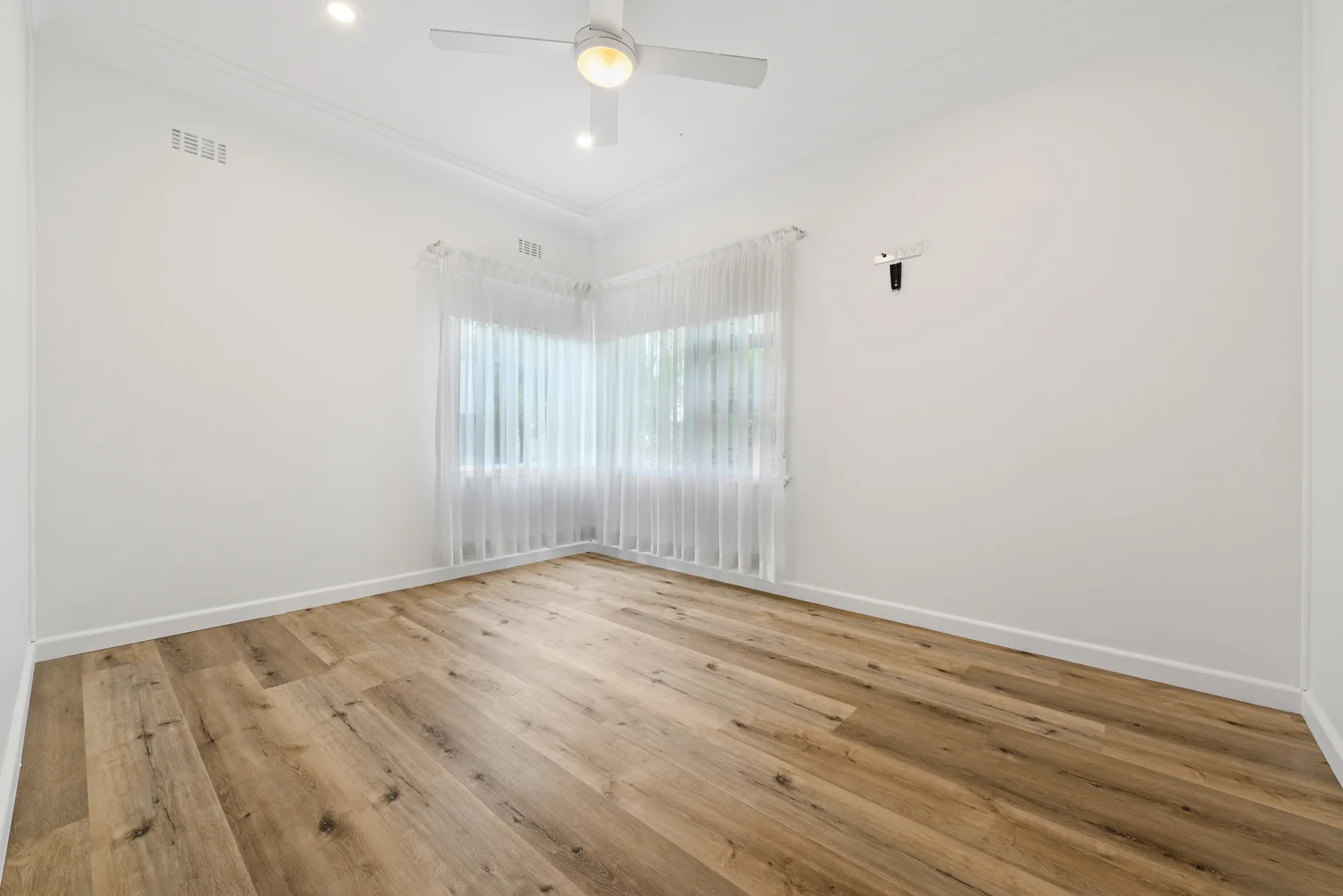 Additional image 8 of 37 Austin Boulevard, Picnic Point NSW 2213