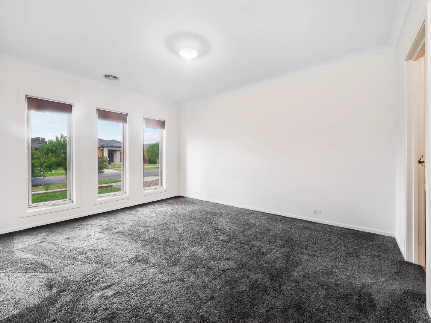Additional image 14 of 8 Bankton Avenue, Cranbourne East VIC 3977