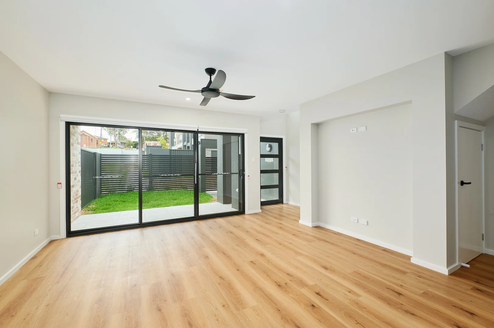Additional image 4 of 6/2 Fernhill Road, Port Macquarie NSW 2444