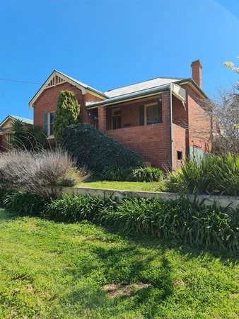 10 Daly Street, Cowra NSW 2794