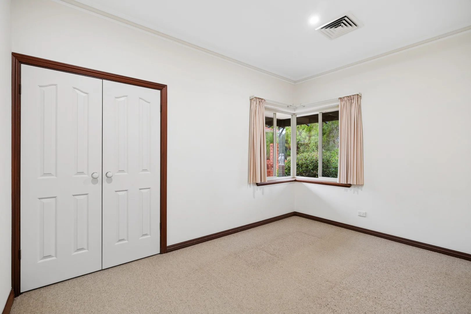 Additional image 18 of 26 Hawkvalley Crescent, Maida Vale WA 6057