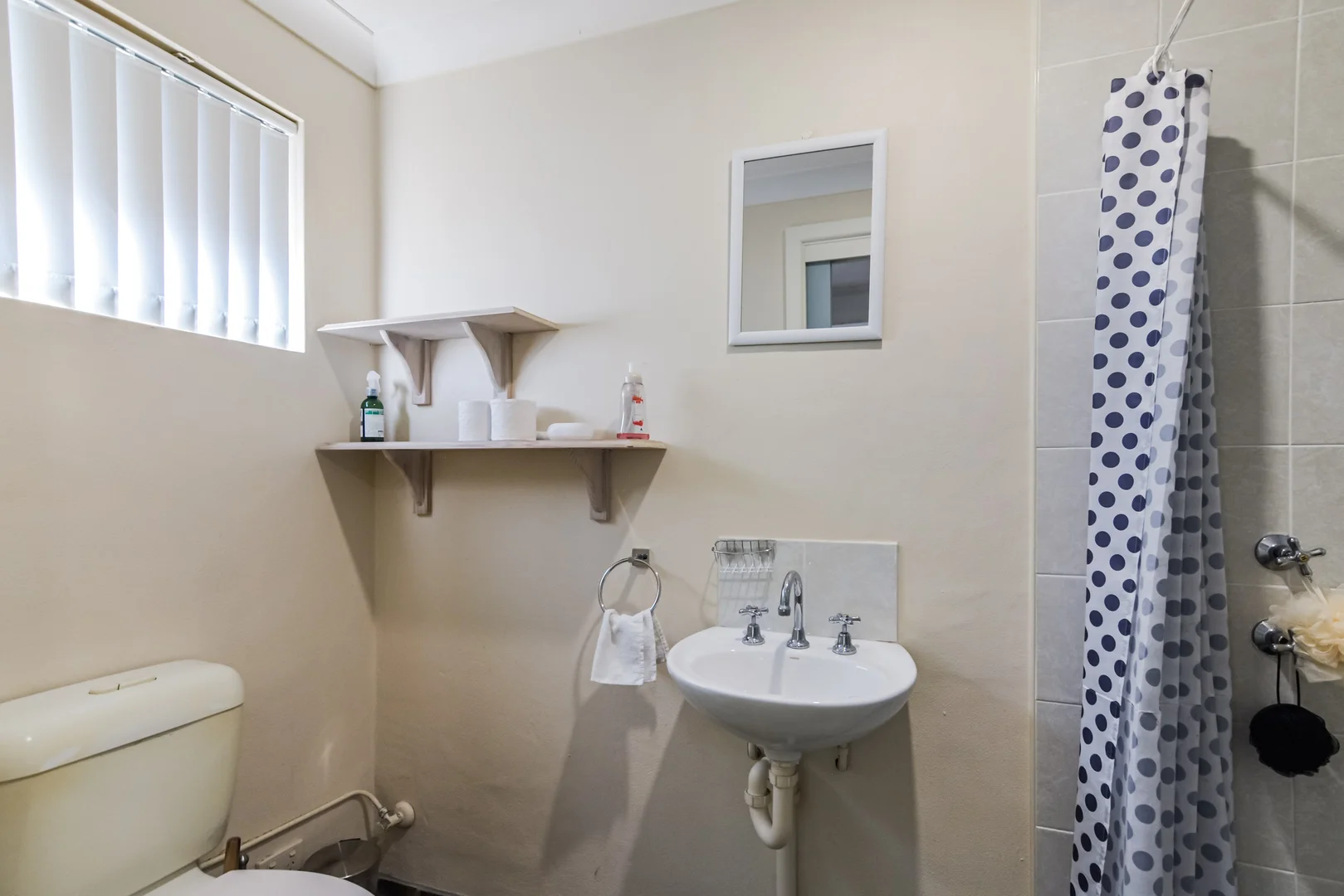 Additional image 3 of 84a Blackbutt Street, Wyoming NSW 2250