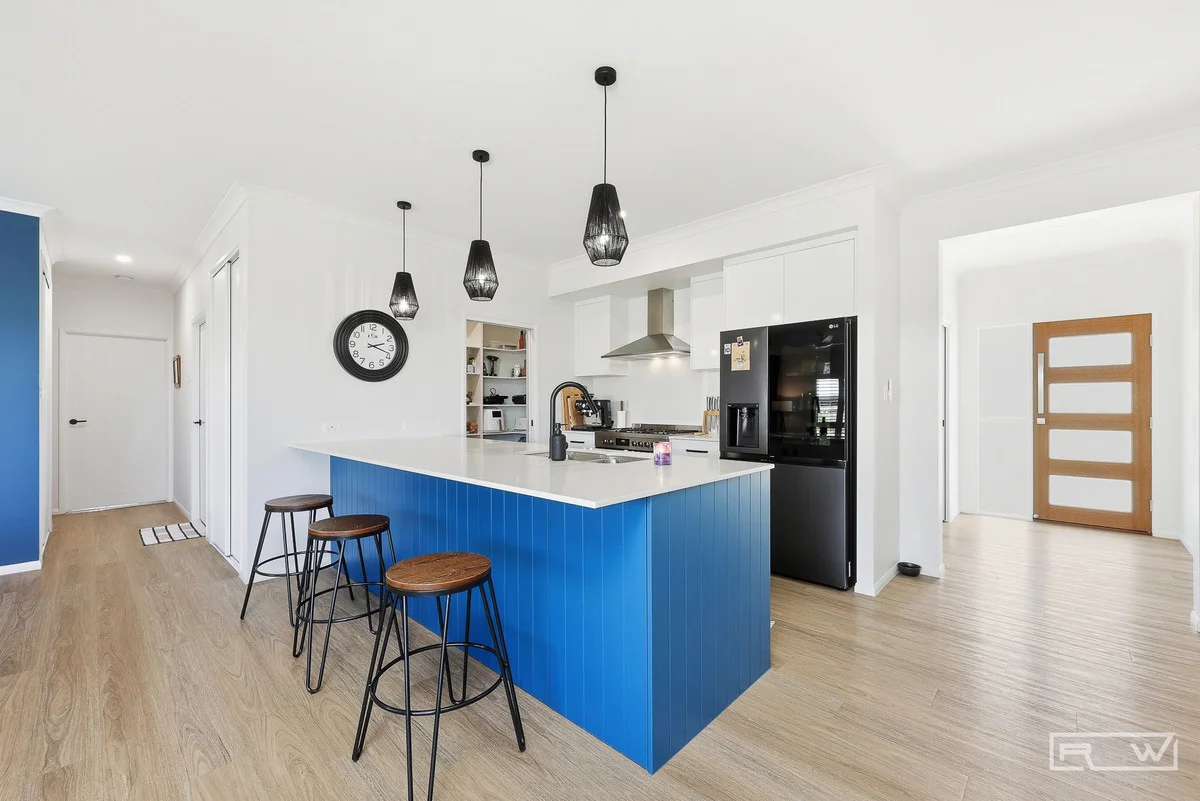 Additional image 5 of 1 Dileigh Court, Pacific Heights QLD 4703