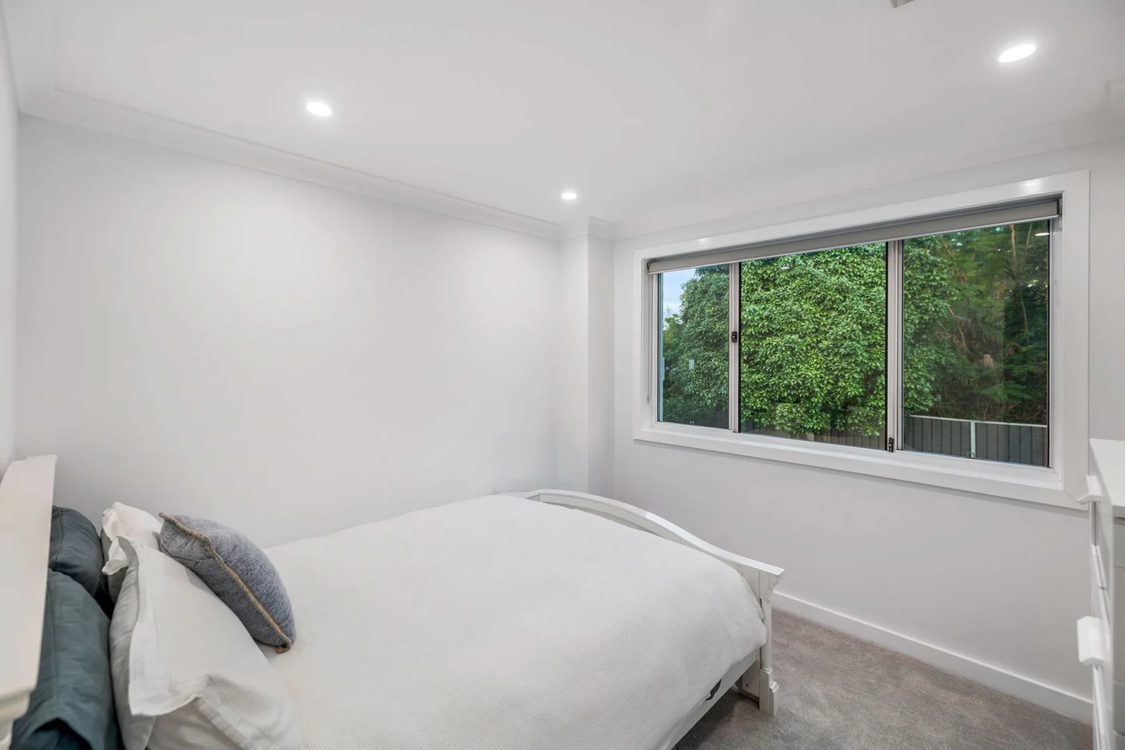 Additional image 10 of 17 Valmay Avenue, Picnic Point NSW 2213