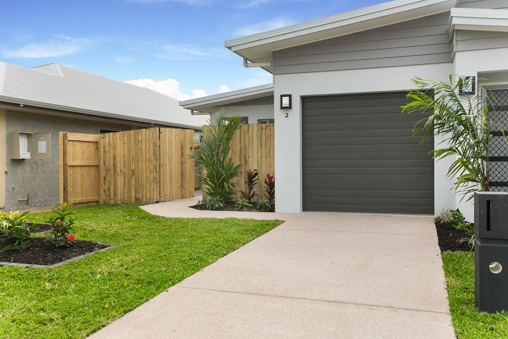 2/8 Newry Trail, Smithfield QLD 4878