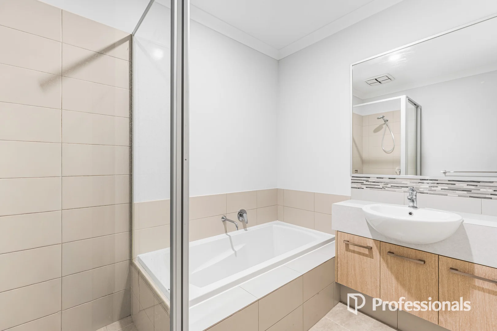 Additional image 14 of 15A Swincer Way, Koondoola WA 6064