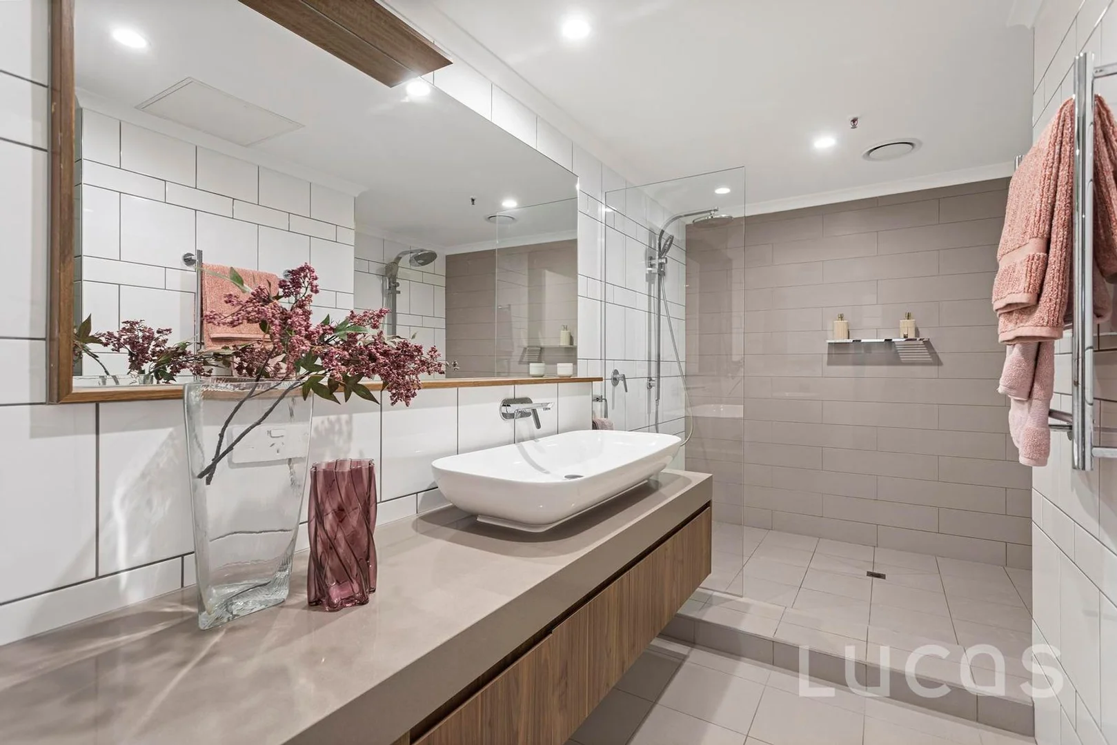 Additional image 12 of 1706/333 Exhibition Street, Melbourne VIC 3000