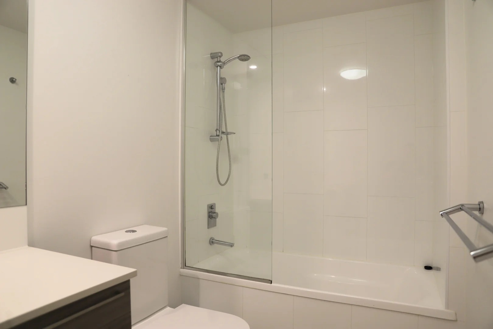 Additional image 11 of V3936/8 Harbour Road, Hamilton QLD 4007
