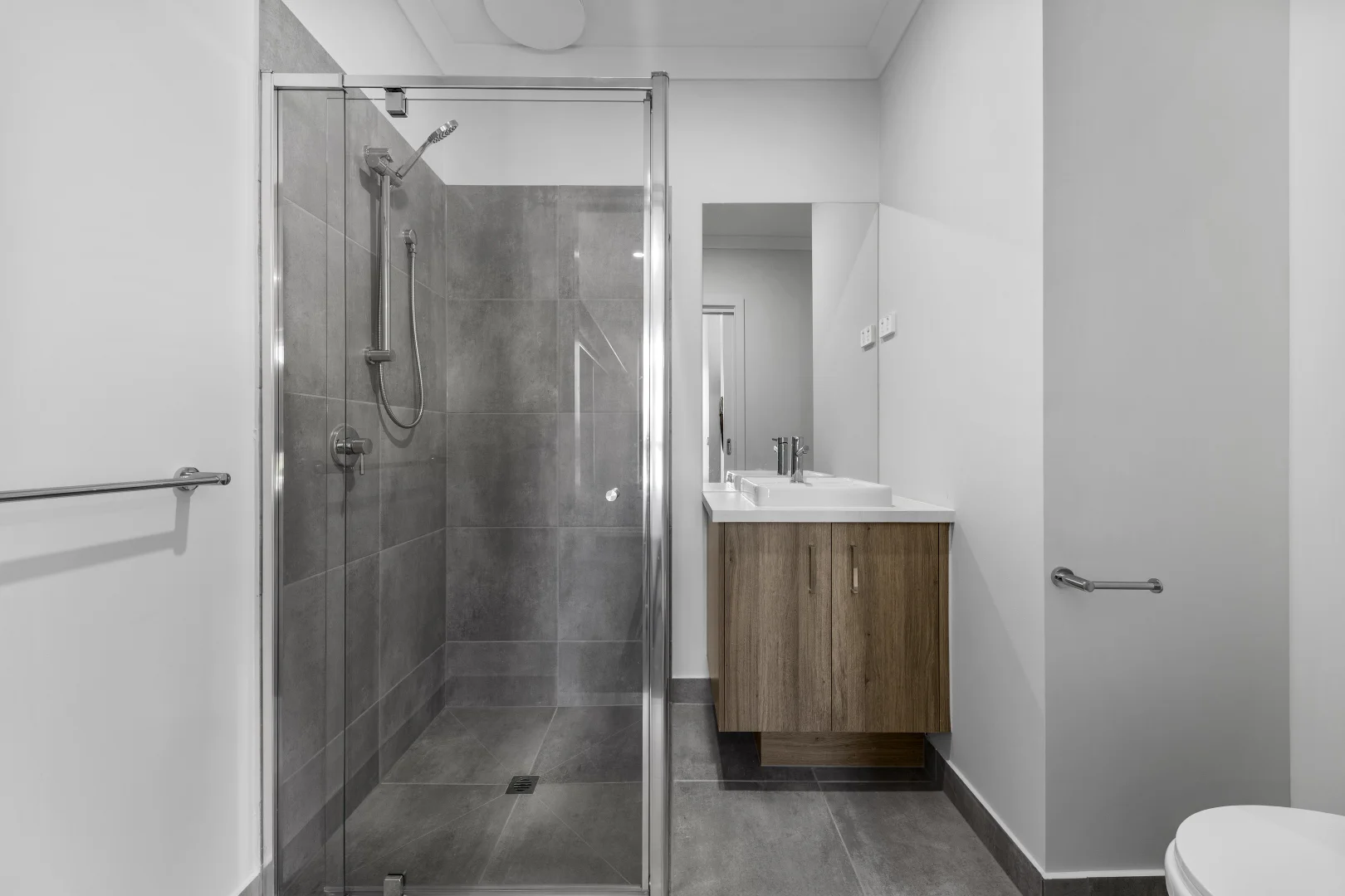 Additional image 10 of 1/28 Glenard Ave, Strathtulloh VIC 3338