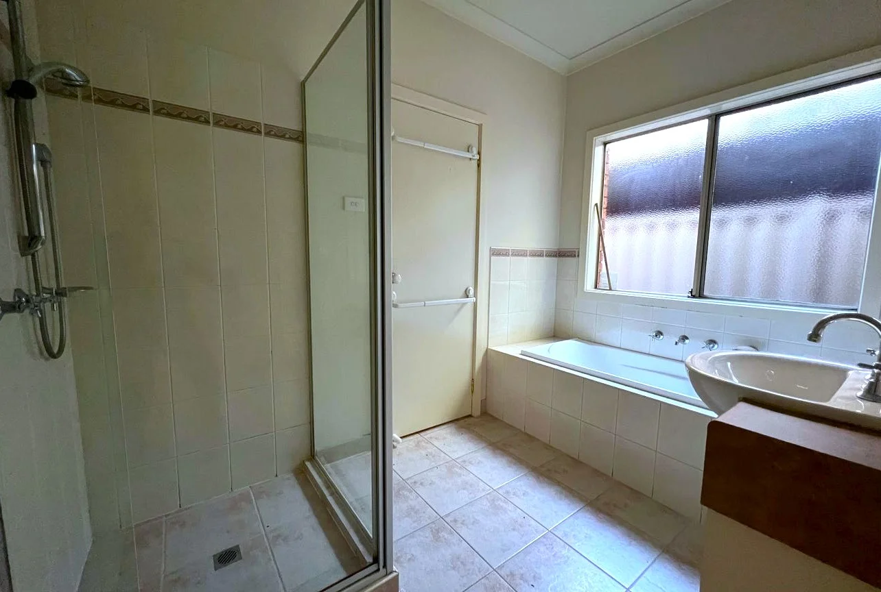 Additional image 8 of 20 Cobaw Circuit, Caroline Springs VIC 3023