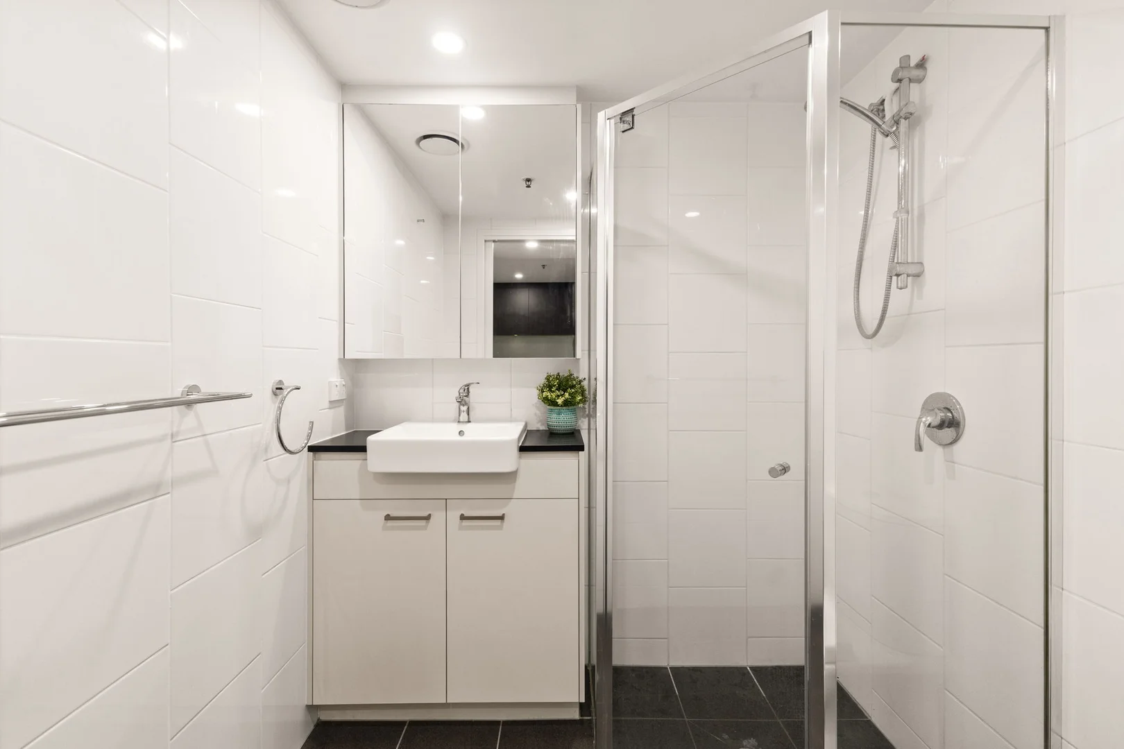 Additional image 11 of 908/18 Thorn Street, Kangaroo Point QLD 4169
