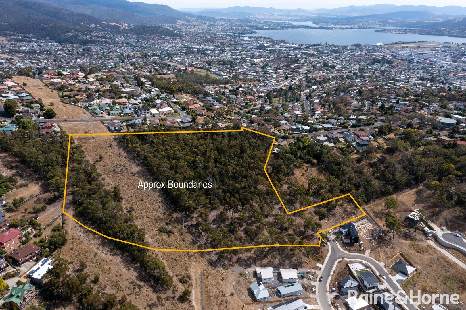 106 Chaucer Road, Lenah Valley TAS 7008