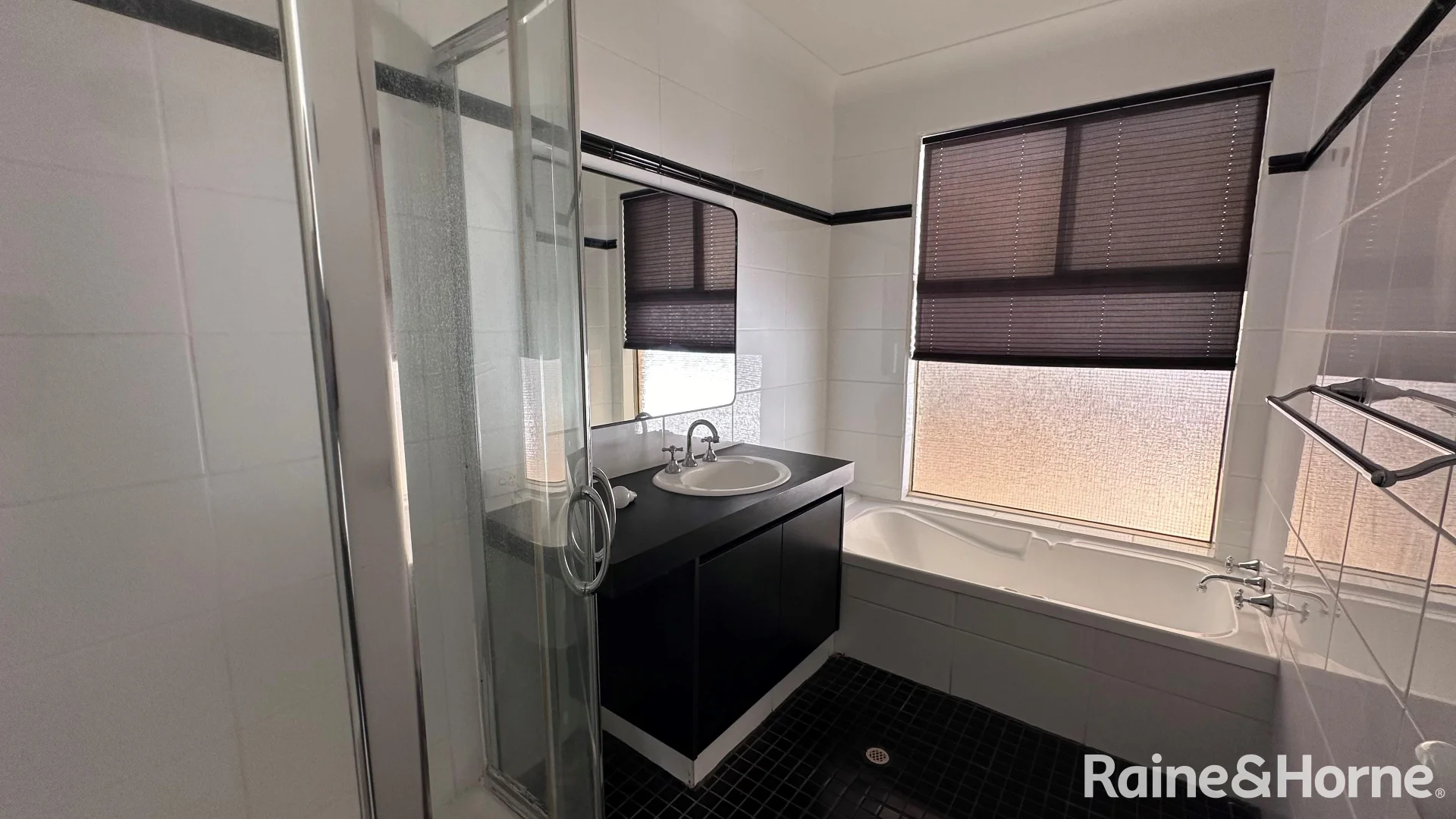 Additional image 15 of 11 Avonlea Place, Bullsbrook WA 6084