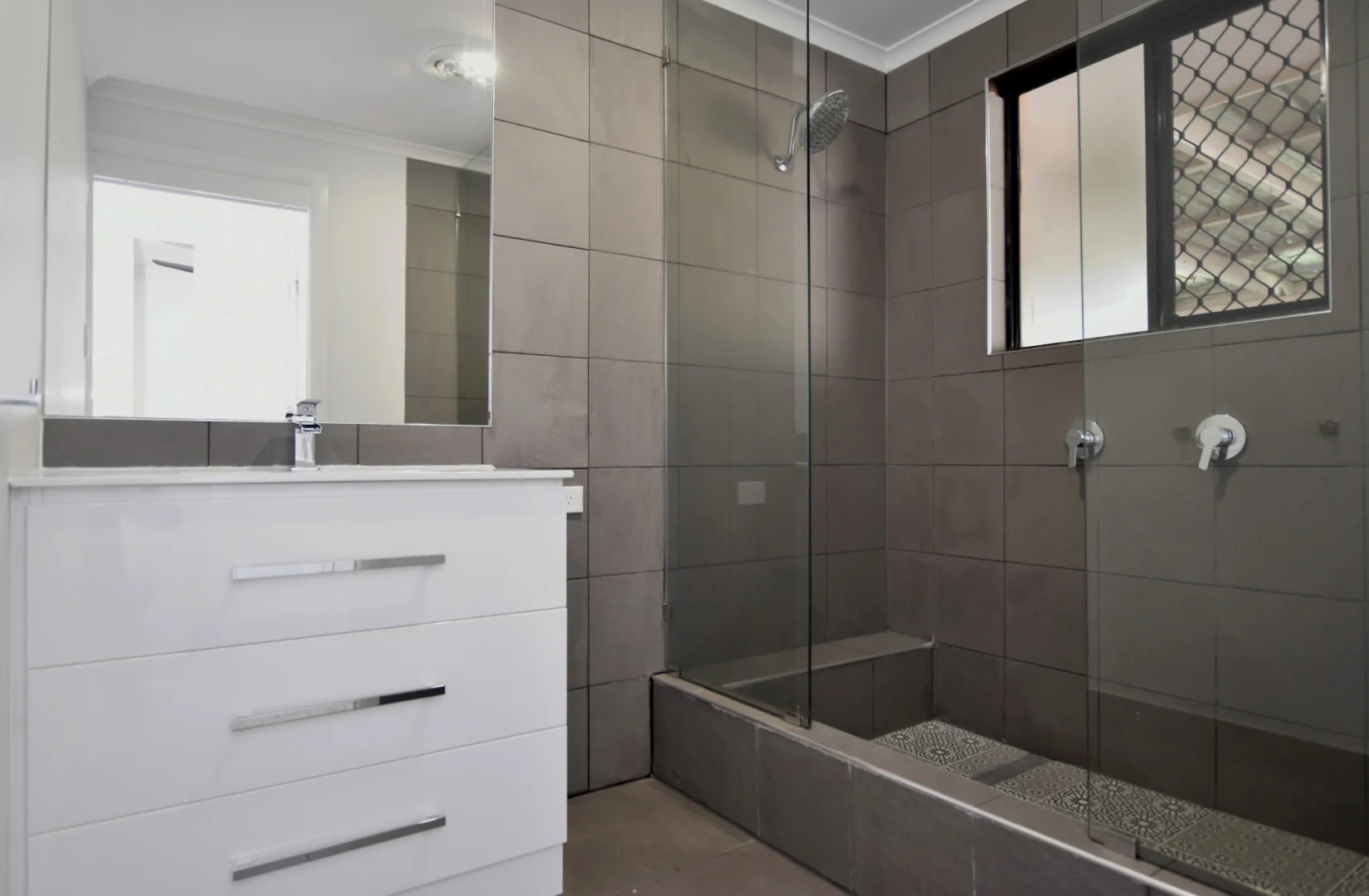 Additional image 11 of 5 Carinya Drive, Clinton QLD 4680