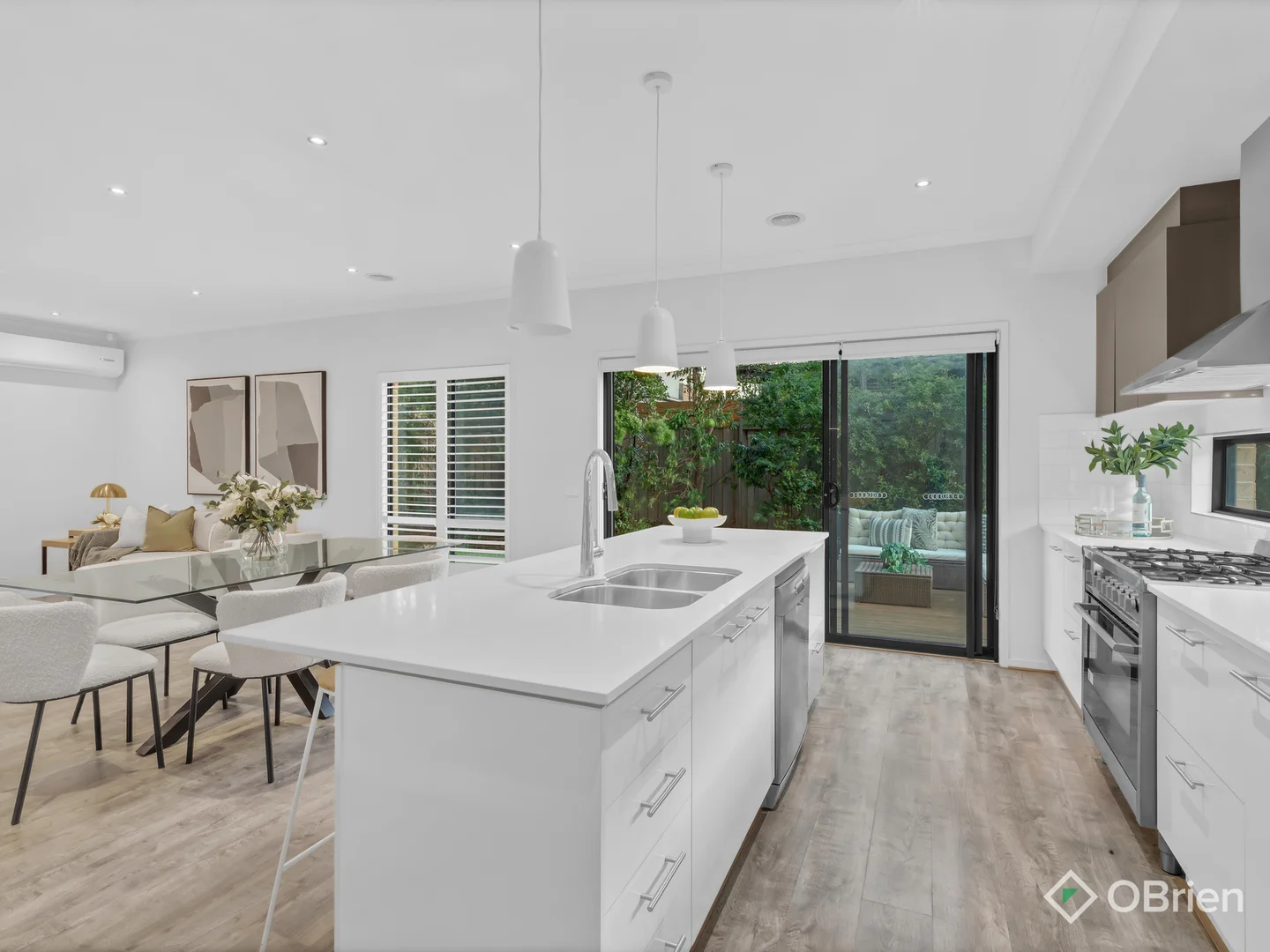Additional image 3 of 3 Reina Court, Clyde North VIC 3978