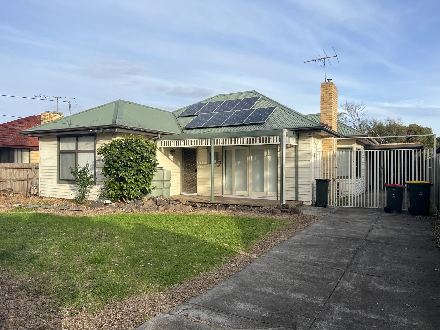 73 Power Street, St Albans VIC 3021