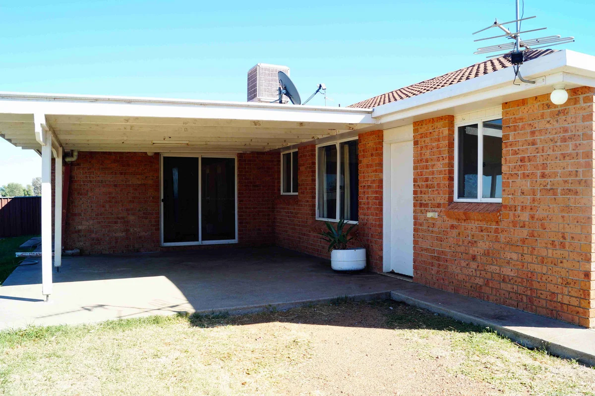 Additional image 13 of 24 Loren Avenue, Moree NSW 2400