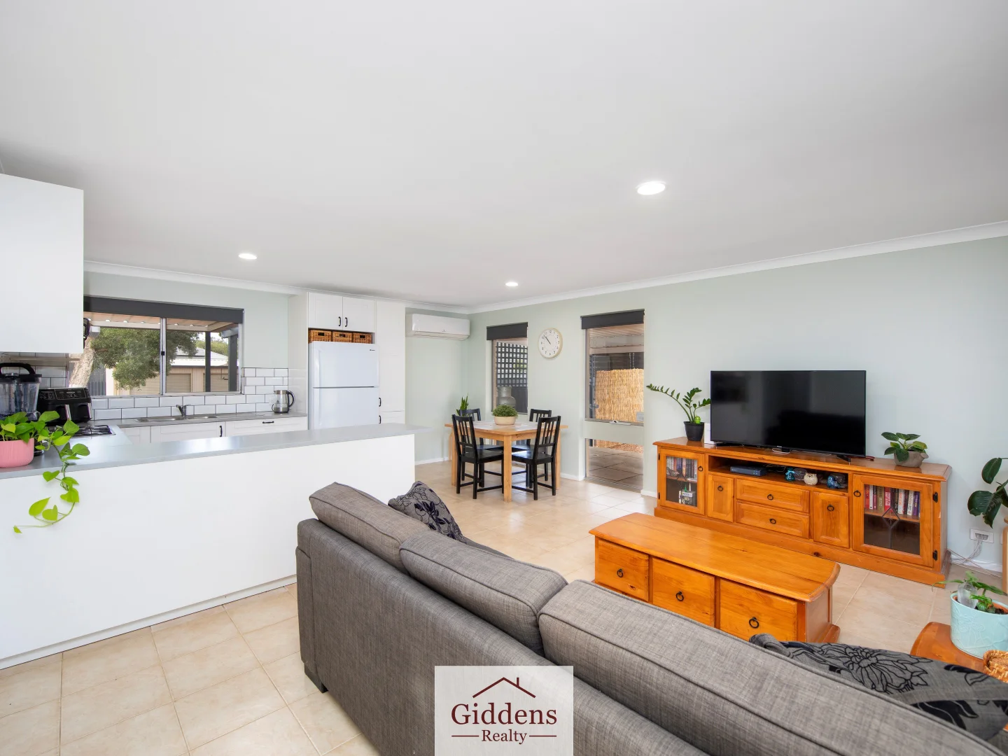 Additional image 3 of 16 Booligal Street, Lesmurdie WA 6076