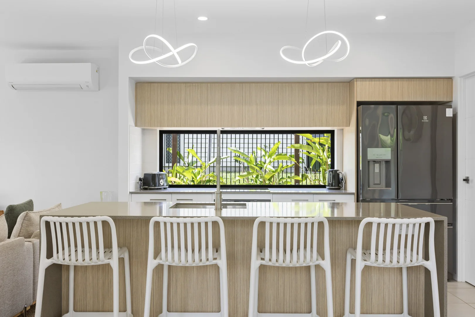Additional image 2 of 62 Bombala Crescent, Rainbow Beach QLD 4581