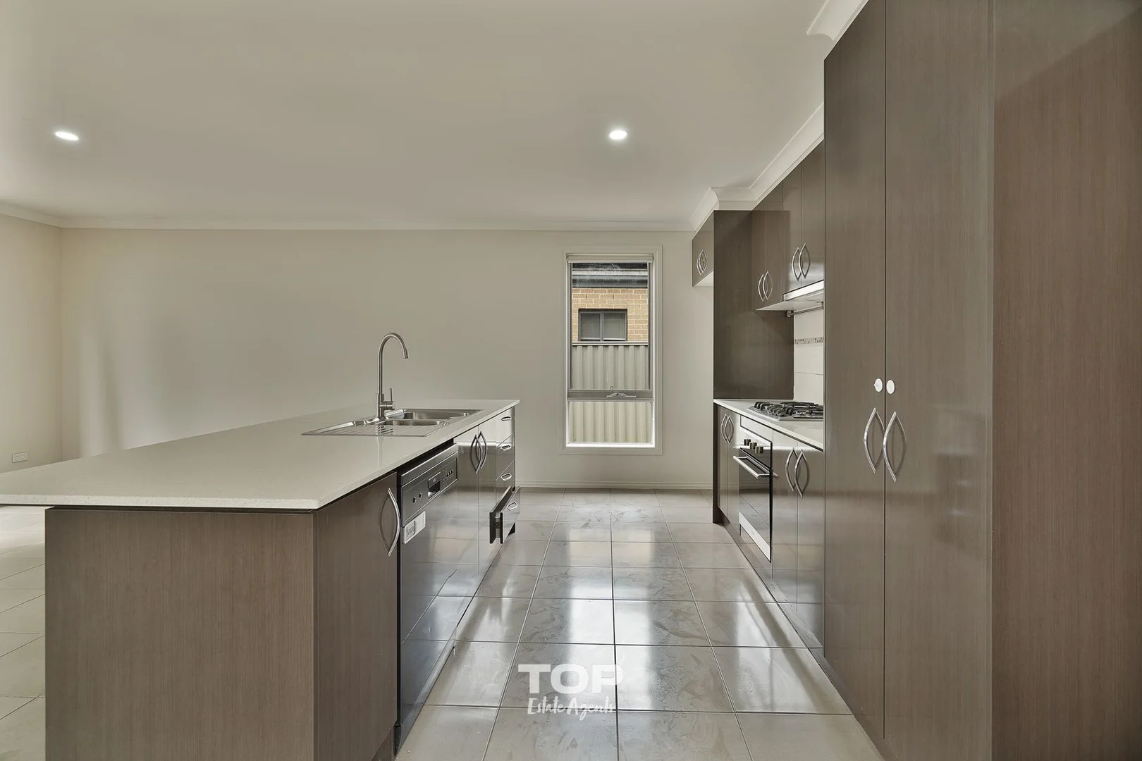 Additional image 4 of 17 Scullin Street, Cranbourne East VIC 3977