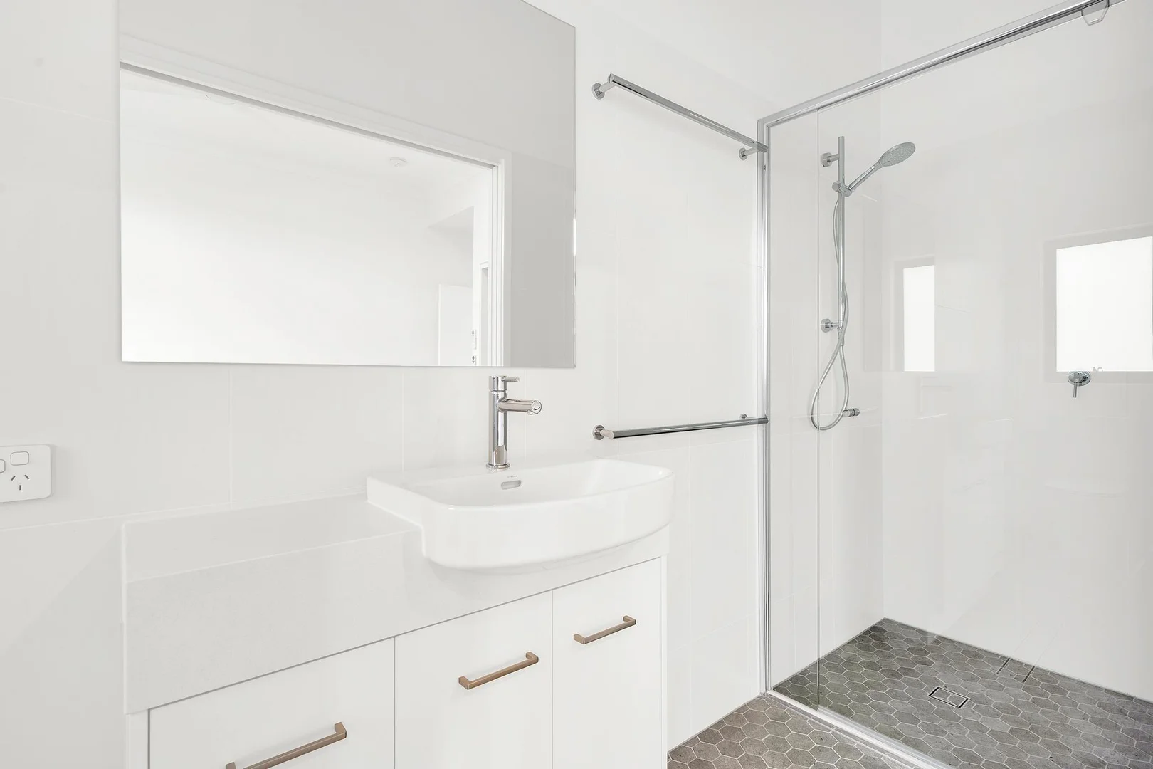 Additional image 5 of 3a Enfield Street, Mount Gravatt East QLD 4122