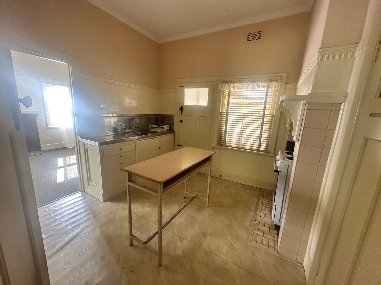 24 Langtree Parade, Mildura VIC 3500 photo 3