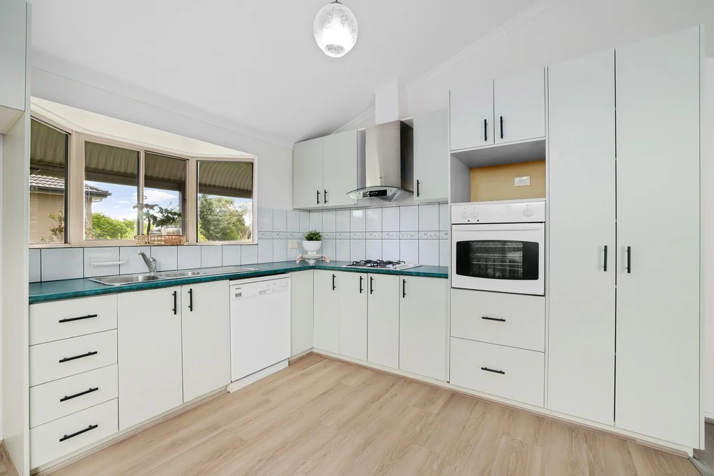 2/40 Linlithgow Street, Mitcham VIC 3132