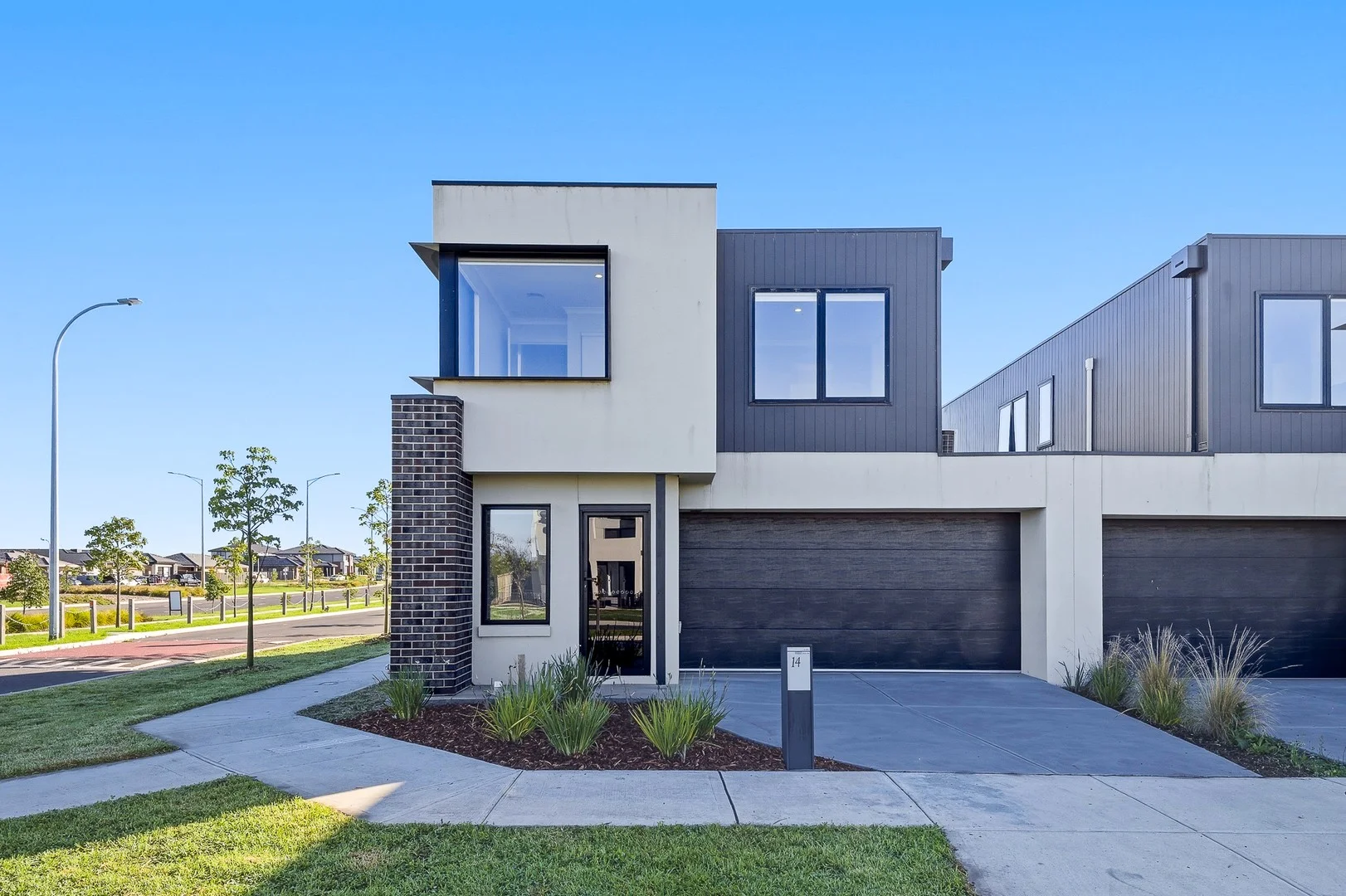 14 Sicily Road, Clyde VIC 3978