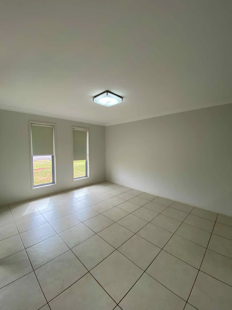 Additional image 9 of 8 Lord street, Memerambi QLD 4610
