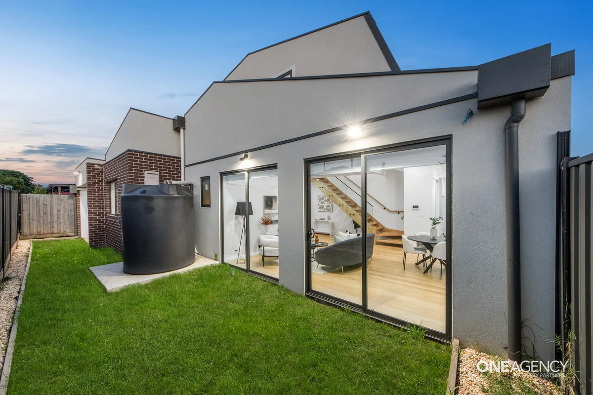 Additional image 15 of 2/2 Rosscommon Place, Seabrook VIC 3028
