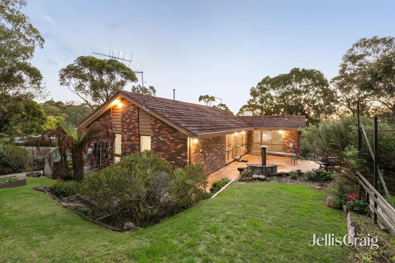 Additional image 2 of 10 Novello Court, Eltham VIC 3095