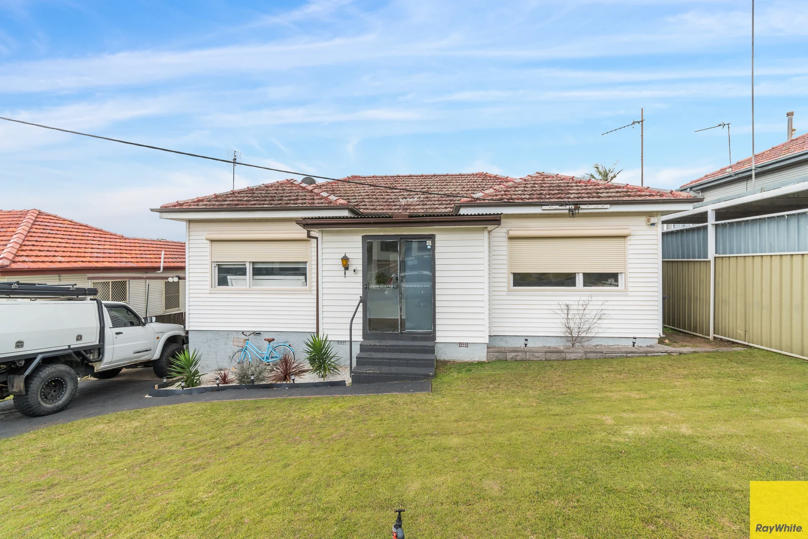 23 Tallawong Crescent, Dapto NSW 2530