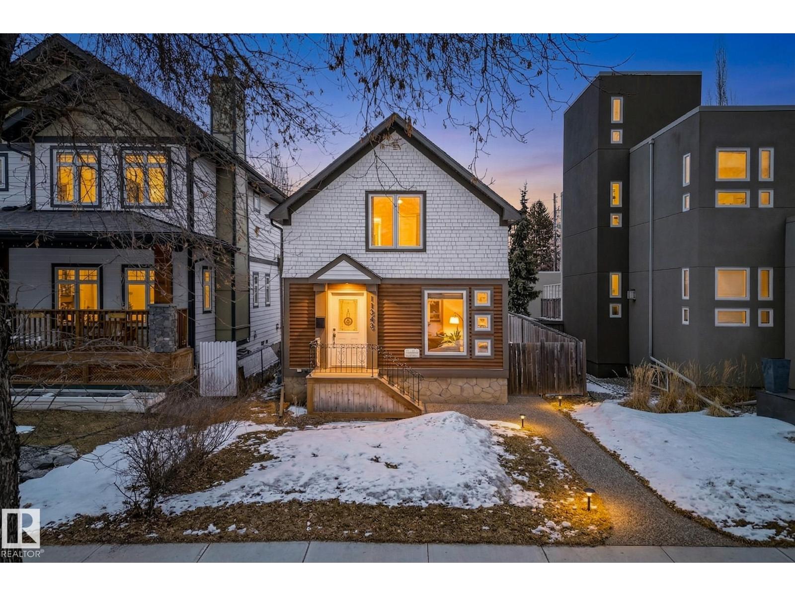 11343 67 Street NW, Edmonton, AB, T5B1L2