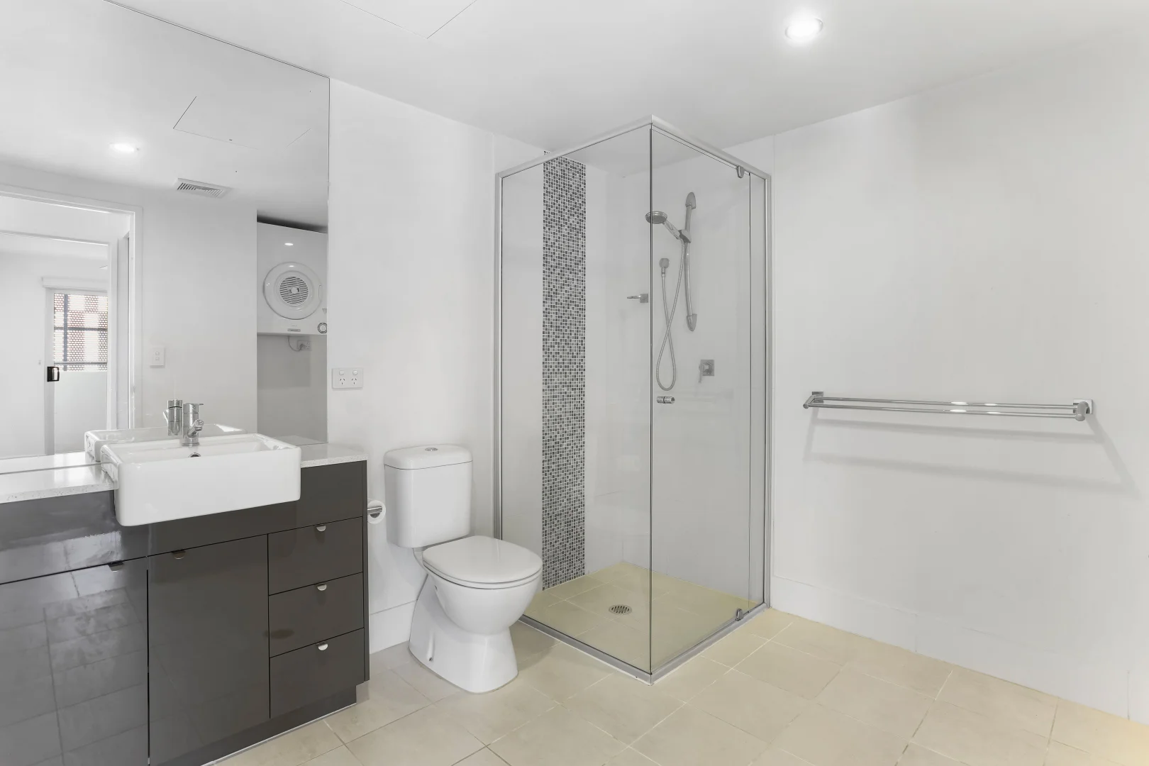 Additional image 7 of 1802/67 Linton Street, Kangaroo Point QLD 4169