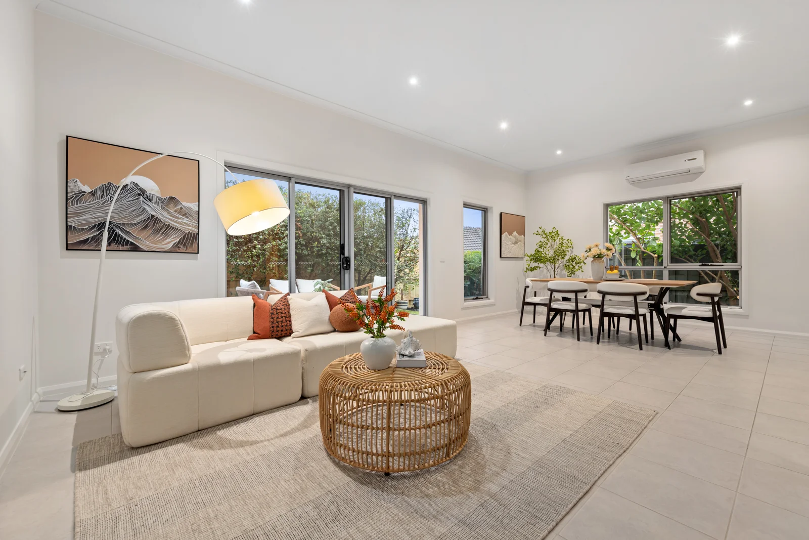 2/39 Surrey Road, Blackburn North VIC 3130