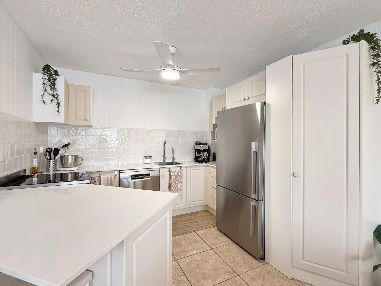 Additional image 4 of Unit 3/2 Moreton Parade, Kings Beach QLD 4551