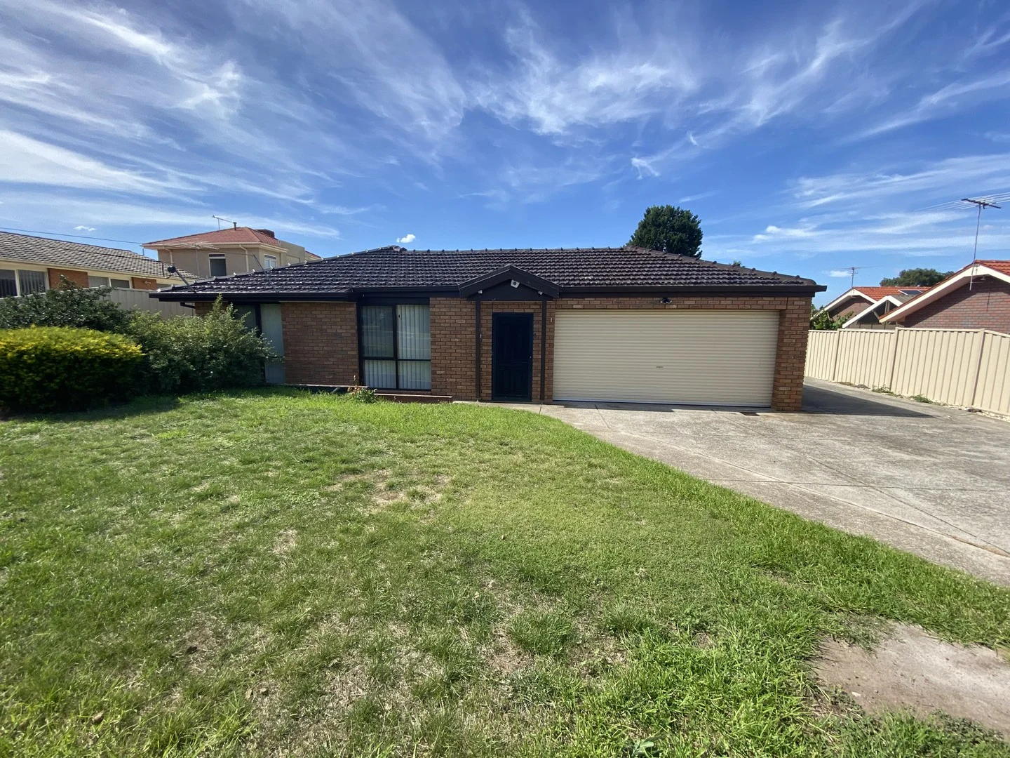 1/12 Breadalbane Court, Sydenham VIC 3037