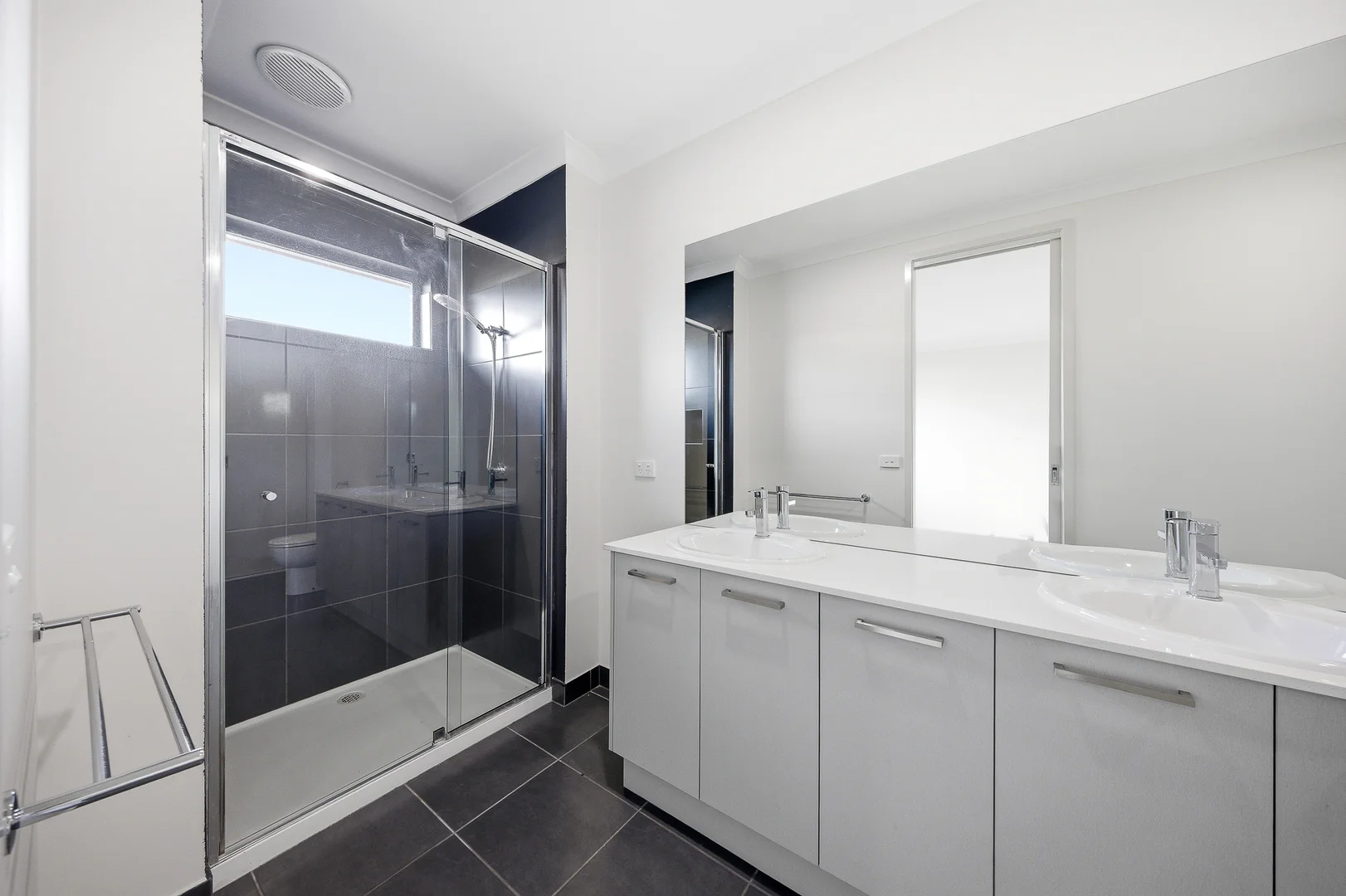 Additional image 14 of 7 Capstone Street, Clyde VIC 3978