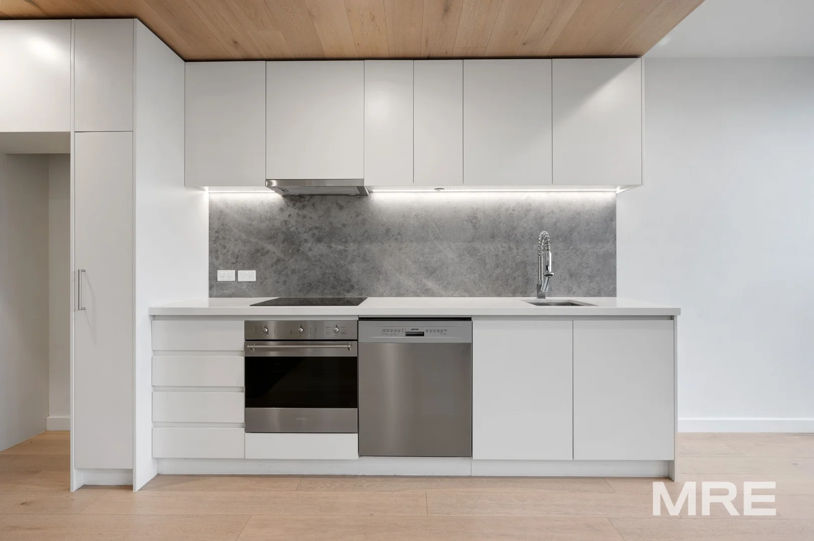 402/41 Dryburgh Street, West Melbourne VIC 3003 photo 5