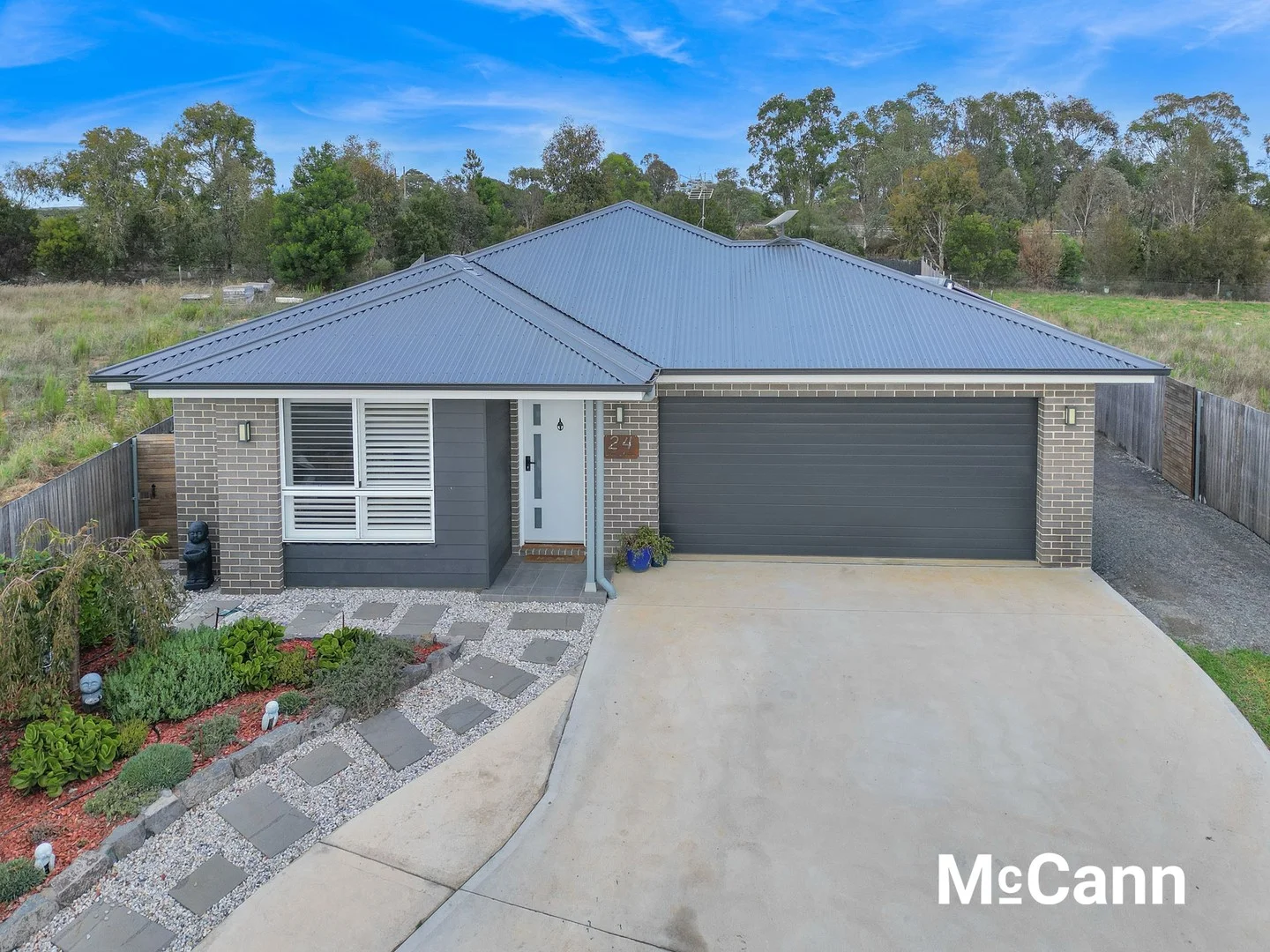 24 Green Avenue, Gunning NSW 2581