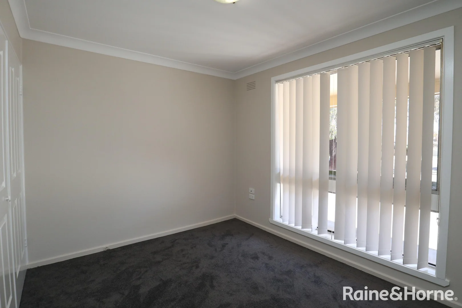 Additional image 6 of 2/3 Joyes Place, Tolland NSW 2650