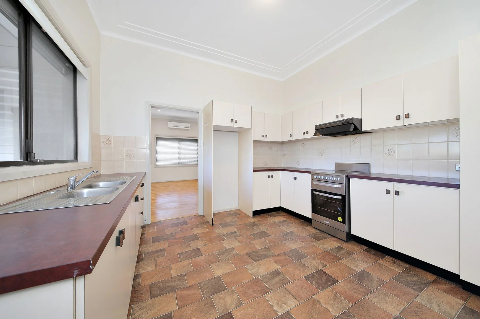 Additional image 3 of 77 Mercury St, Narwee NSW 2209