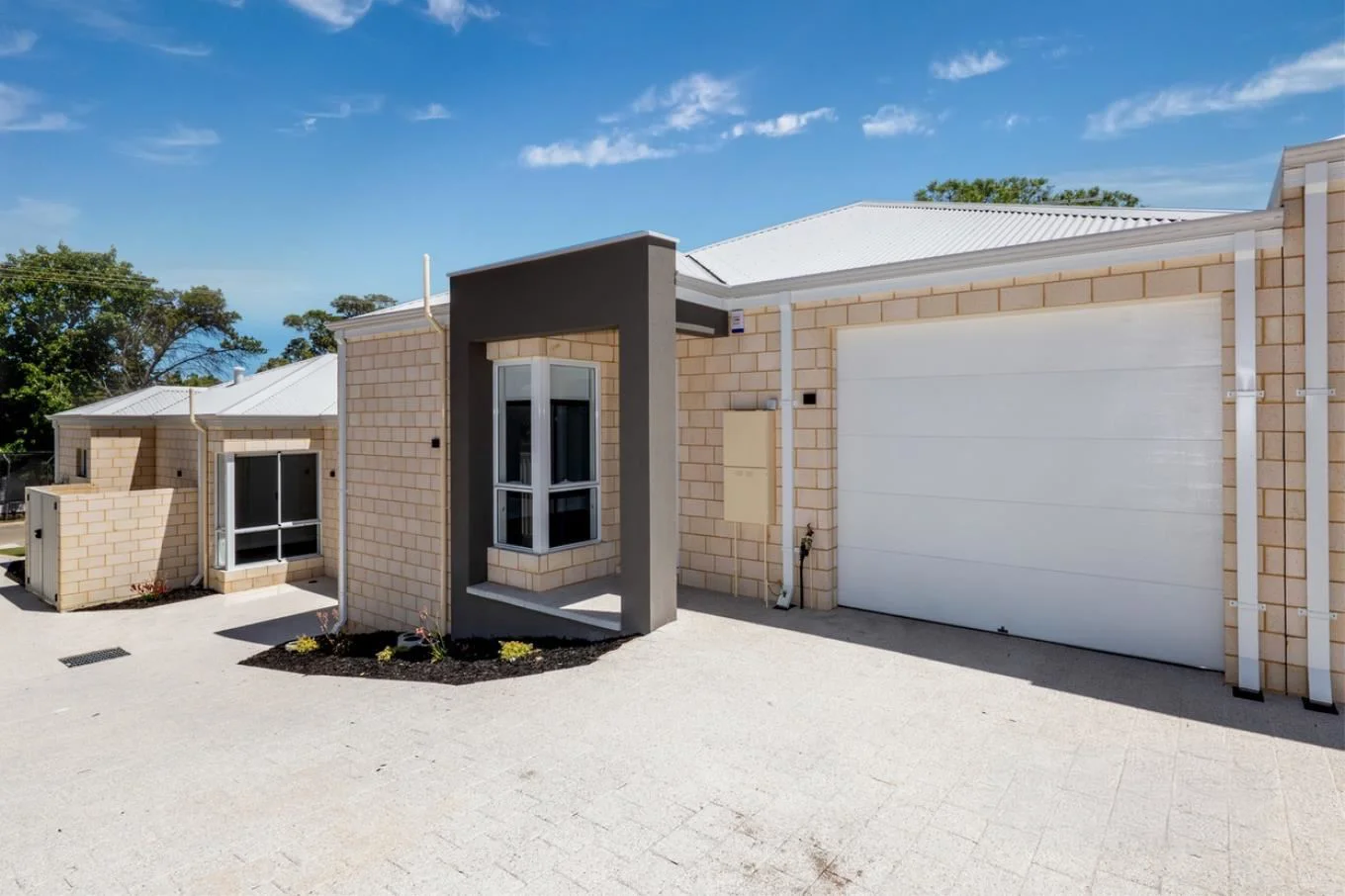 Additional image 7 of 2/6 Ashbourne Way, Hamilton Hill WA 6163