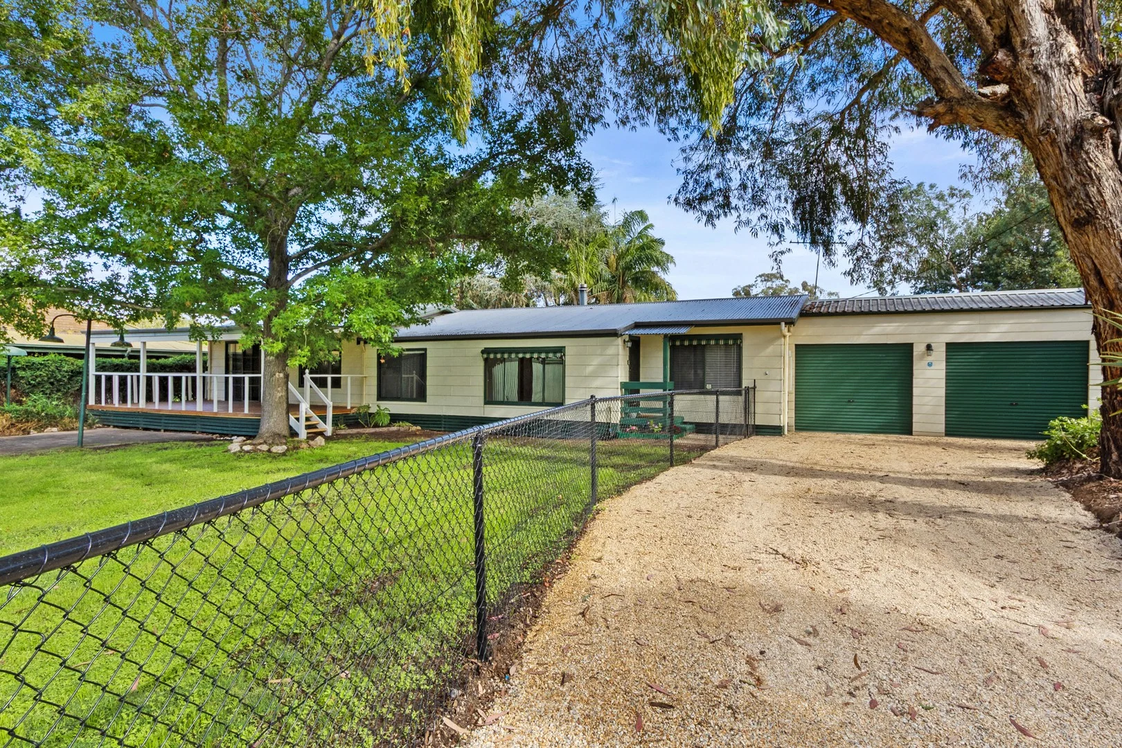 1 Pinson Court, Williamstown SA 5351