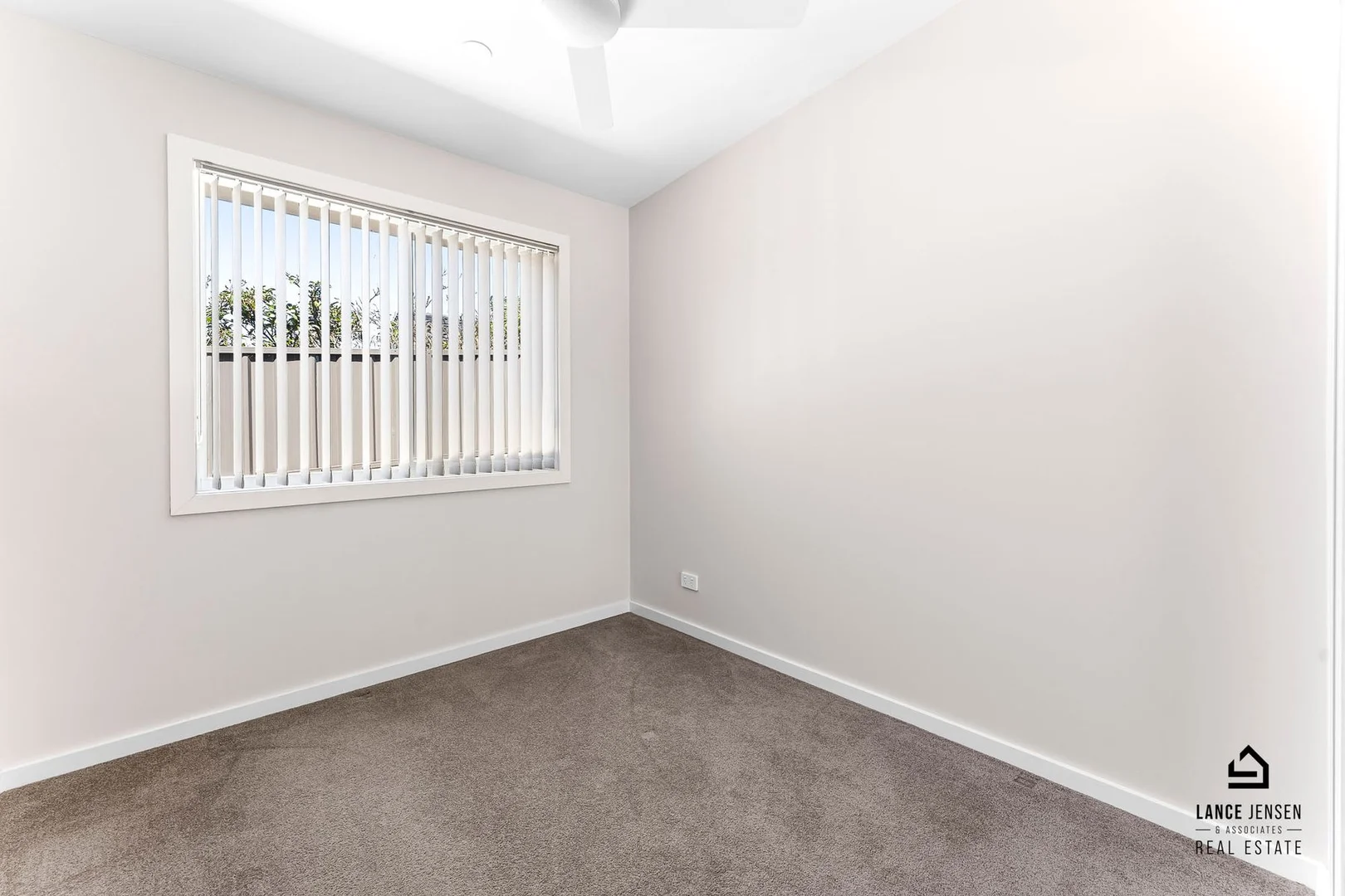 Additional image 23 of 32 Brentor Street, Belmont North NSW 2280